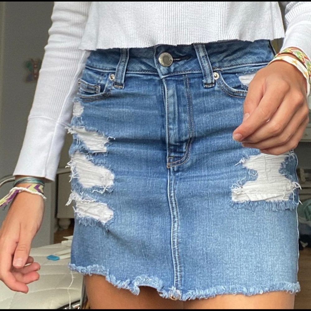 american eagle jean skirt!